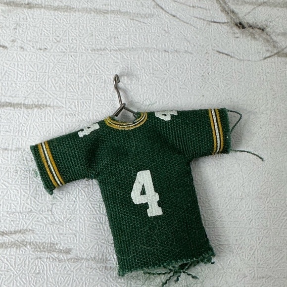 Green Bay Packers MINIATURE Christmas ornament Brett Farve #4 see description - Picture 2 of 3